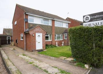 Semi-detached house For Sale in Brackley