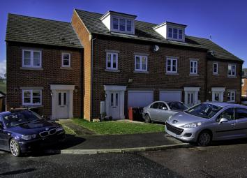 Town house For Sale in Chesterfield