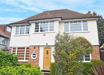 Detached house To Rent in Isleworth