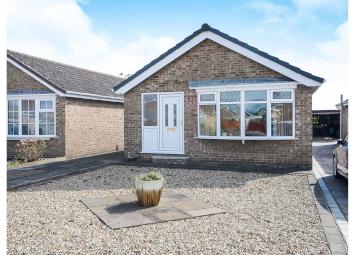 Detached bungalow For Sale in York