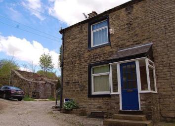End terrace house For Sale in Oldham