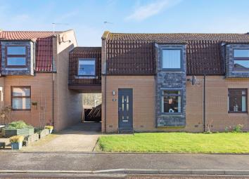 Terraced house For Sale in Cowdenbeath