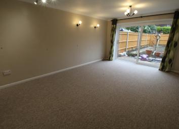 Terraced house To Rent in Aldershot