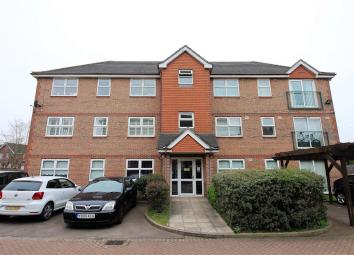 Flat For Sale in Grays