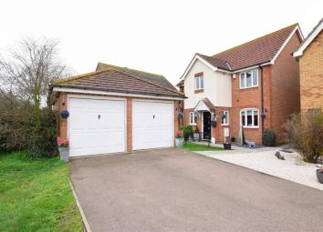 Detached house For Sale in Rochester