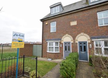 Semi-detached house For Sale in West Malling