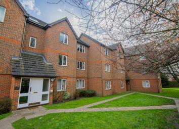 Flat For Sale in Kingston upon Thames