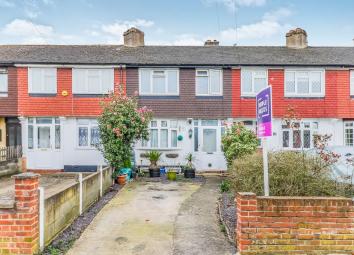 Terraced house For Sale in Surbiton