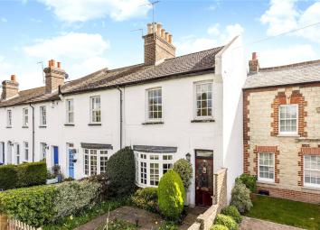 Terraced house For Sale in Reigate