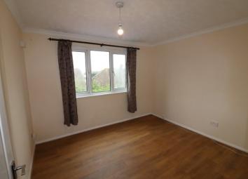 Flat To Rent in Witham
