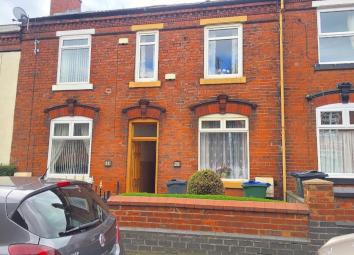 Terraced house For Sale in West Bromwich