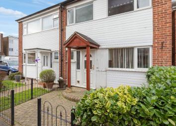 Semi-detached house For Sale in Hockley