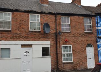 Semi-detached house To Rent in Leicester