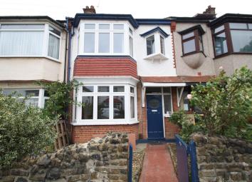 Flat To Rent in Westcliff-on-Sea