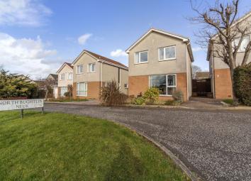 Detached house For Sale in Edinburgh