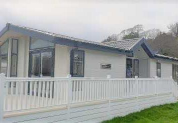 Bungalow For Sale in Bolton