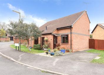 Semi-detached house For Sale in Bagshot