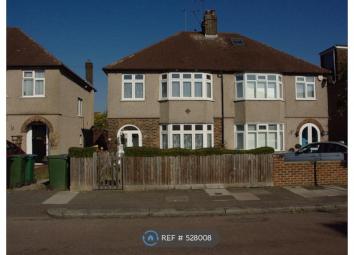 Semi-detached house To Rent in Watford