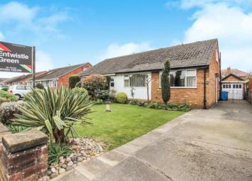 Bungalow For Sale in Lytham St. Annes