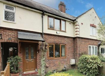Terraced house For Sale in Enfield
