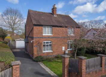 Detached house For Sale in Malvern