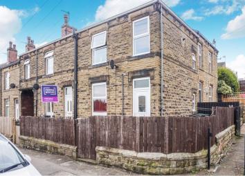 Terraced house For Sale in Batley