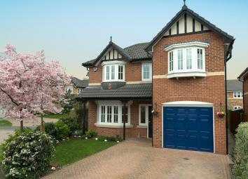 Detached house For Sale in Widnes