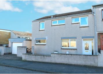 4 Bedroom End terrace house for sale