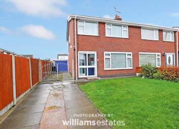 Semi-detached house For Sale in Prestatyn