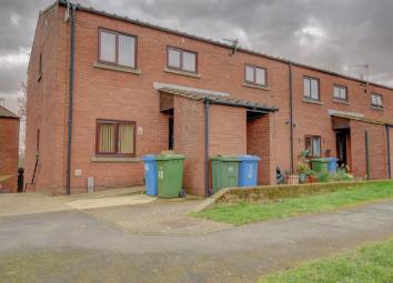 Flat To Rent in Whitby