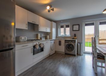 Town house For Sale in Cardiff