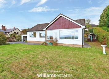 Detached bungalow For Sale in Ruthin