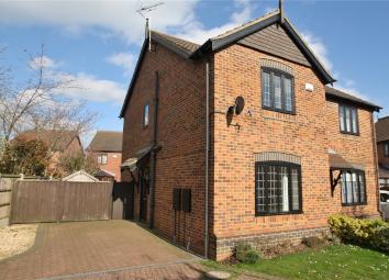 Semi-detached house For Sale in Barrow-upon-Humber