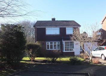 Detached house To Rent in Ashton-under-Lyne