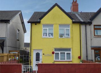 Semi-detached house For Sale in Blackwood