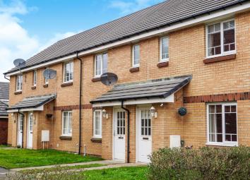 Terraced house For Sale in Port Glasgow