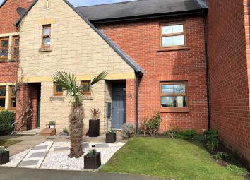 Mews house For Sale in Warrington