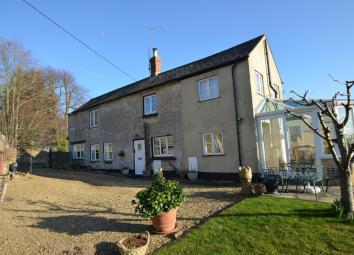 Cottage For Sale in Stroud