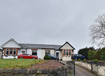 Semi-detached bungalow For Sale in Greenock