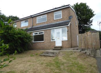 Semi-detached house To Rent in Sowerby Bridge