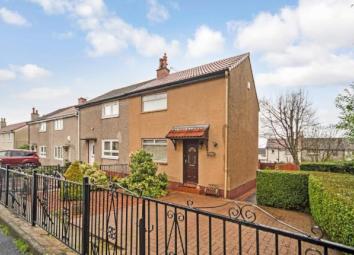 End terrace house For Sale in Johnstone