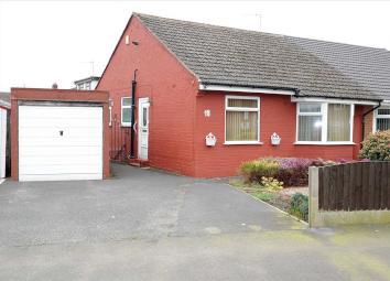 Bungalow For Sale in Manchester