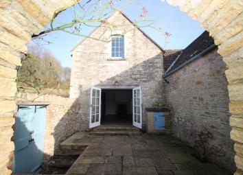 Barn conversion To Rent in Chippenham