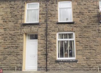 Terraced house For Sale in Pentre