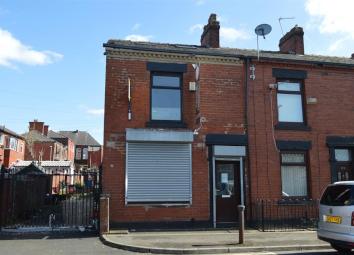 End terrace house For Sale in Oldham