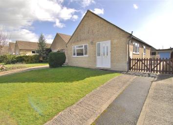 Bungalow For Sale in Stroud