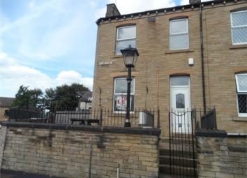 Semi-detached house To Rent in Brighouse