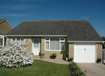Detached bungalow For Sale in Gillingham