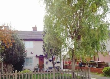 Semi-detached house To Rent in Pontefract