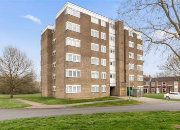 Flat For Sale in Ashford